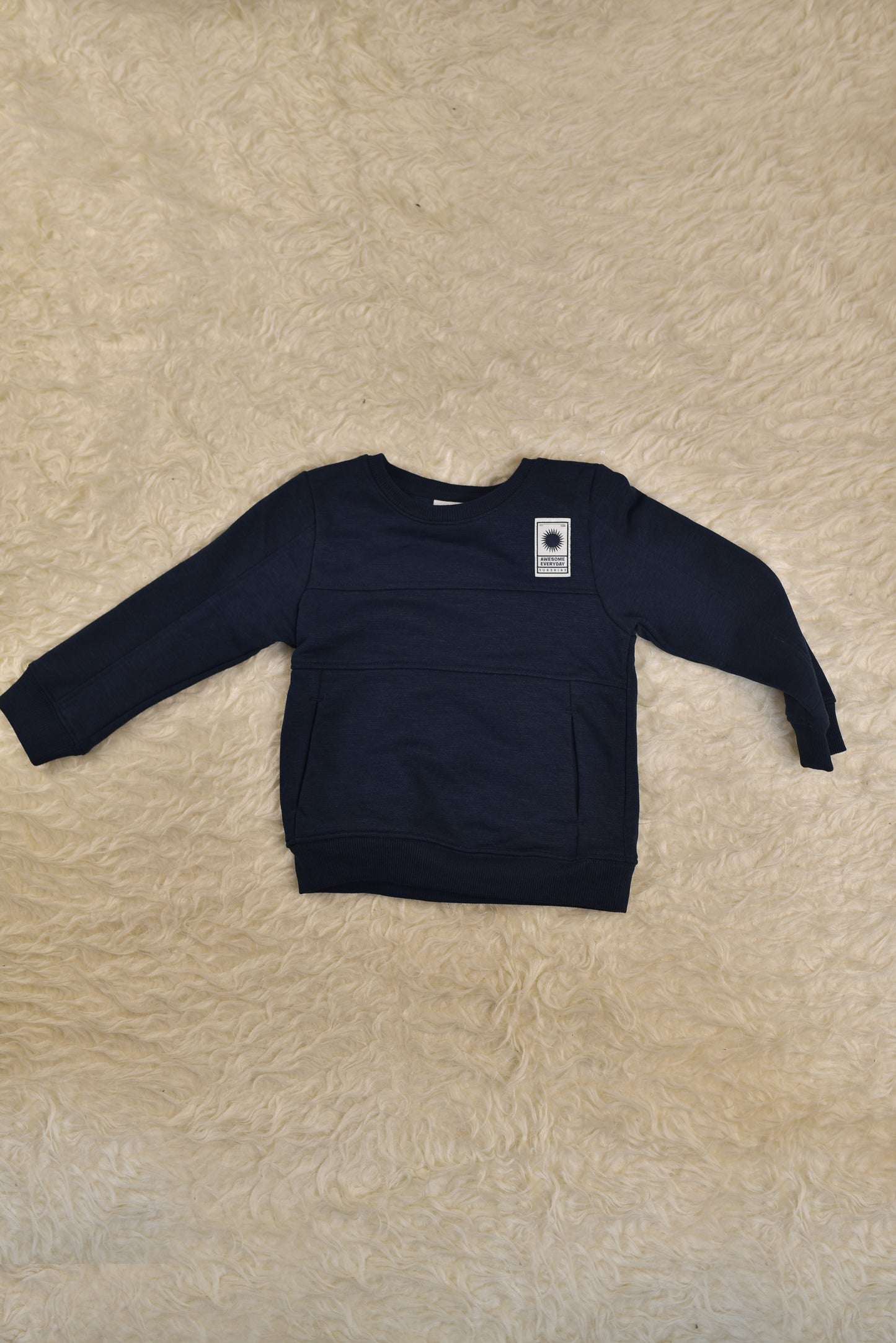 Sweatshirt